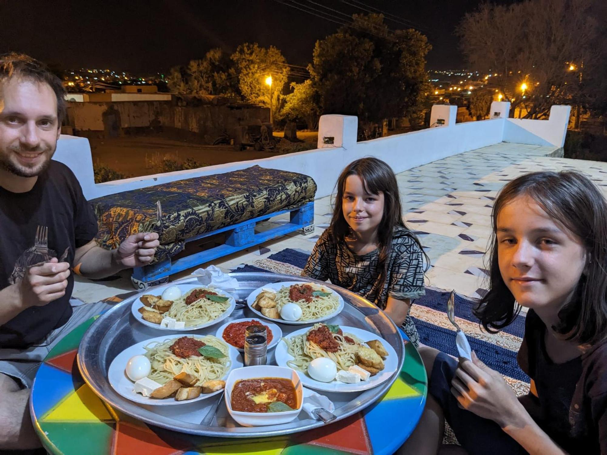 بيت شمس Assuan Exterior foto