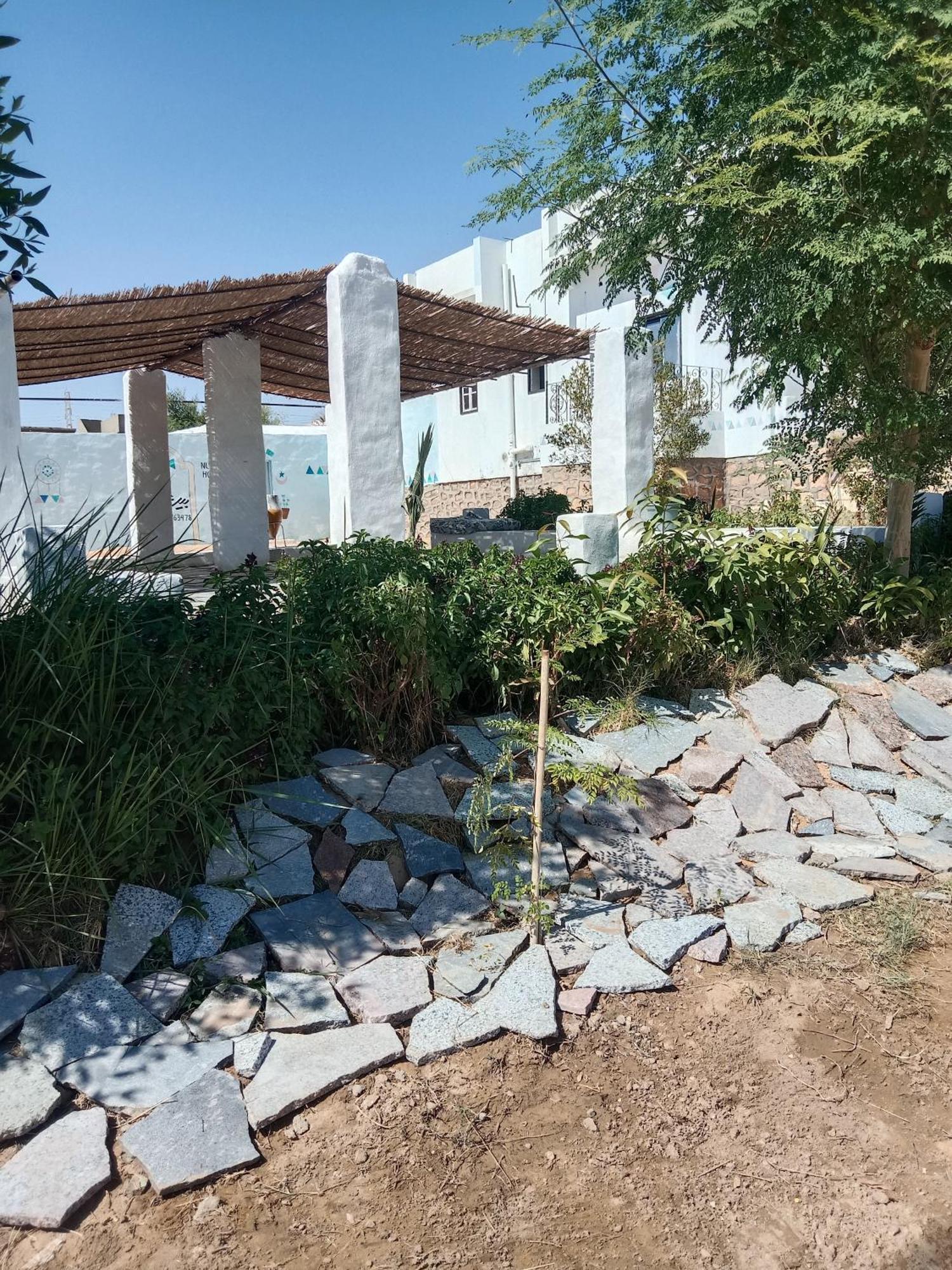 بيت شمس Assuan Exterior foto